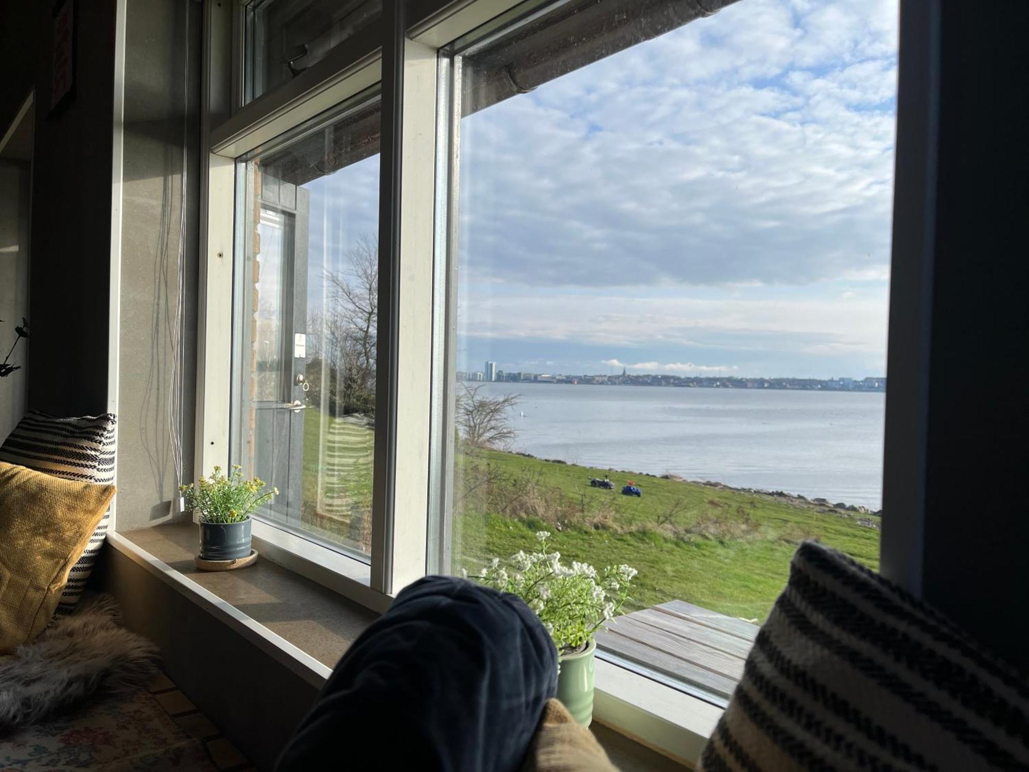 Cottage With Seaview Holbaek Exterior photo